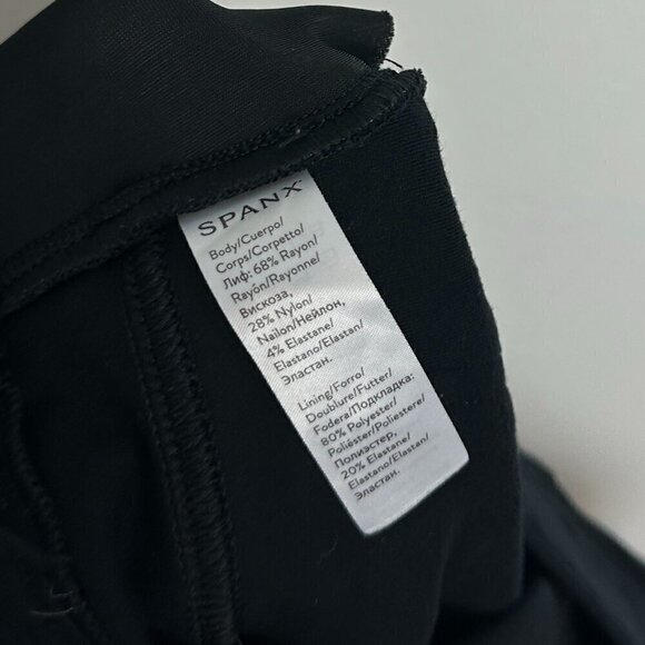 SPANX The Perfect Pants Four-Pocket Ankle Pants in Very Black Size Small - Picture 9 of 14